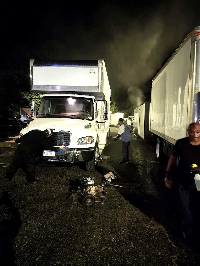 Box truck pressure wash - Stone Mountain, GA